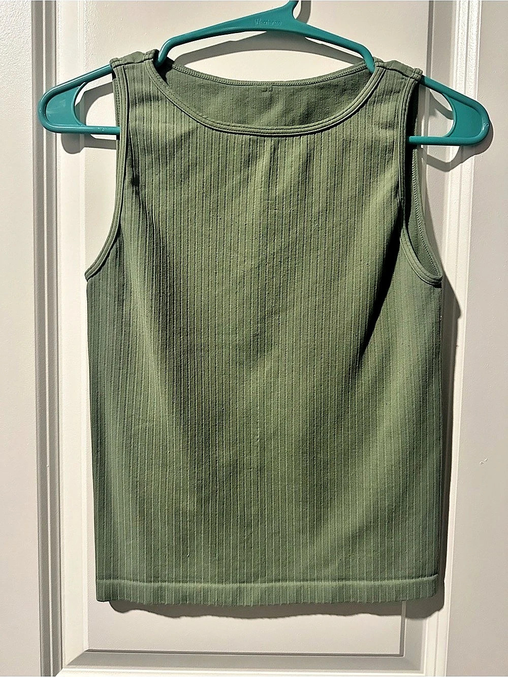 Ribbed Tank Top in Green Like New